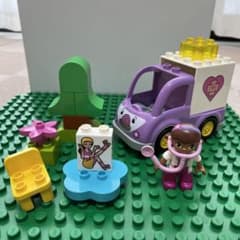 レゴ デュプロ ドックはおもちゃドクター 救急車のロージーのサムネイル