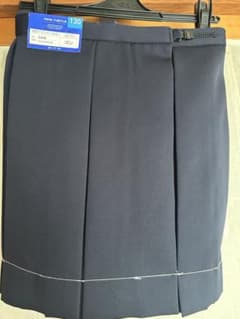 130 新品 つりスカート 紺 値下げ不可のサムネイル