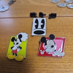 ミッキーマウス 海外ディズニーピンバッジ ピントレーディング