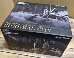 激安‼️バットモービル•タンブラー•イン•ゴッサムシティスタチュー