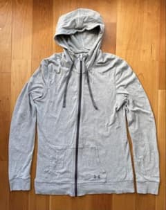 UNDER ARMOUR パーカー グレー XLのサムネイル