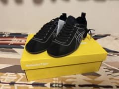 OnitsukaTiger SCLAW BLACK/WHITE 27cm US9 - メルカリ