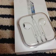 Apple イヤホンのサムネイル