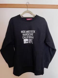 HIDE and Seek スウェットのサムネイル