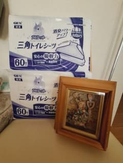 GEX 三角トイレシーツ 60枚入 2個&ピーターラビットオブジェセットのサムネイル