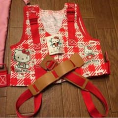 キティちゃんの携帯チャイルドシートのサムネイル