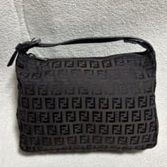 大人気‼️【FENDI】アクセサリーポーチ　ブラウン　希少　8N0005-02-9 大人気‼️【FENDI】アクセサリーポーチ ブラウン 希少 8N0005-02-9