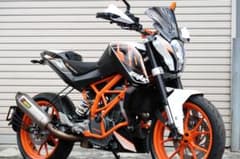 【ぐら様専用】KTM 390 DUKE デューク AKRAPOVICのサムネイル