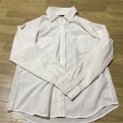セシルマクビー 白シャツのサムネイル