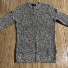 H&M クルーネックニット　グレーのサムネイル