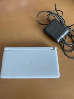 ニンテンドーDS lite 本体のサムネイル
