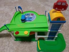 ちびっこバス タヨ クルクル 駐車場 遊びセット 希少 - メルカリ