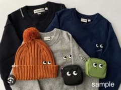 ユニクロ× ANYAHINDMARCH ニット　Mサイズのサムネイル