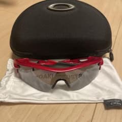 オークリーcustom野球用サングラス カラー:レッド レンズ:ブラック 