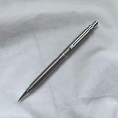 PILOT シャープペンシル パンチングメタル シルバー PILOT シャープペンシル パンチングメタル シルバー - メルカリ
