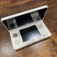 ニンテンドー3DS アイスホワイトのサムネイル