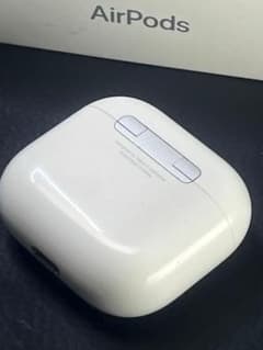 Airpods 第4世代イヤホン充電ケースのみ アップル正規品動作品A3058