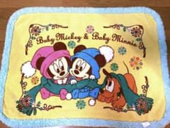 ミッキー&ミニー　ブランケット　膝掛けのサムネイル
