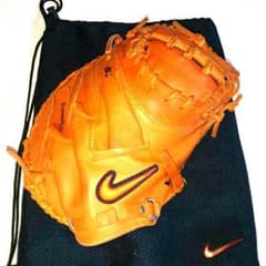ナイキ 軟式キャッチャーミットのサムネイル
