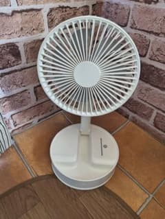 折りたたみ式 伸縮扇風機 ホワイト　リモコン付きのサムネイル