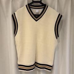 ZARA ニットベストのサムネイル