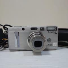 状態良し　動作ok　FUJIFilm　FinePix　f700 状態良し 動作ok FUJIFilm FinePix f700 - メルカリ