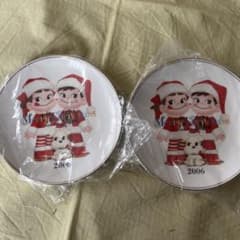 不二家 ペコちゃん ポコちゃん クリスマスプレート 2006年 2枚 - メルカリ