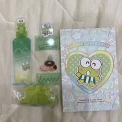 み*送様 けろけろけろっぴ サンリオキャラクターズの長靴型チャームのサムネイル