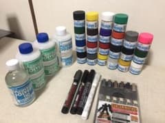 アクリジョン22個、うすめ液、ツールクリーナーセットのサムネイル