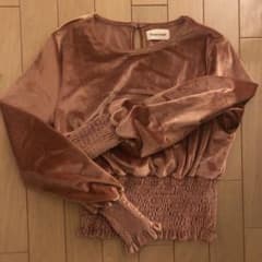 treat urself ベロアトップス 値下げしましたのサムネイル