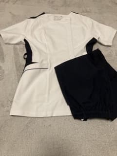 ナース服　スクラブ　上のみMサイズのサムネイル