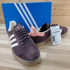 アディダス オリジナルス ウィメンズ ガゼル シャドーブラウン 27.5cm