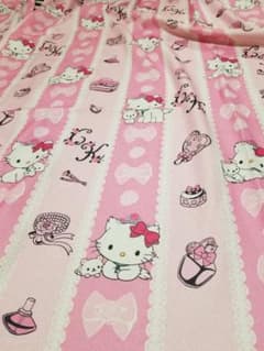 KITTYちゃんのカーテン♪のサムネイル