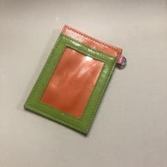 定期入れのサムネイル