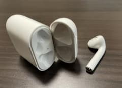 Apple AirPods (2018年) イヤホン片側のみのサムネイル