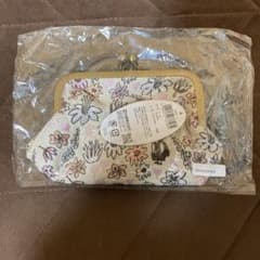 ムーミン「花と遊ぶ」 口金ポーチ　がま口　ゴブラン織のサムネイル