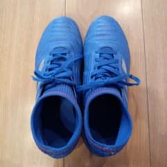 アディダス　サッカートレーニングシューズ　22cmのサムネイル