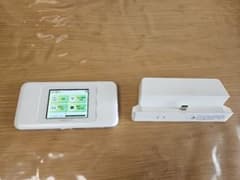 Speed Wi-Fi NEXT W06 ホワイトxシルバーのサムネイル