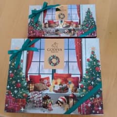 GODIVA ブッシュ・ド・ノエルアソートメントのサムネイル