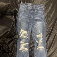 AMERICAN EAGLE スキニーデニム ダメージ加工のサムネイル
