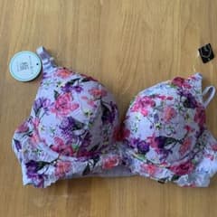 ブラジャーのサムネイル