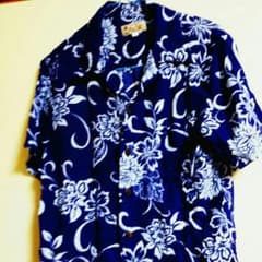 (￣∇￣)様専用      値下げしました Hawaiian アロハシャツのサムネイル