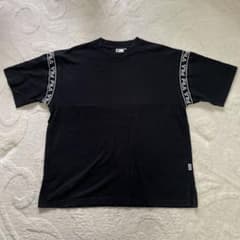 FILA フィラ ビッグTシャツ Lロゴ 黒 ブラックのサムネイル