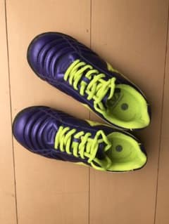 サッカートレーニングシューズのサムネイル