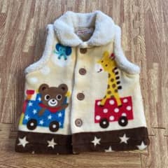 ニッキー様☆専用ミキハウスベストのサムネイル