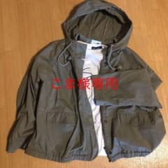 マウンテンパーカーのサムネイル