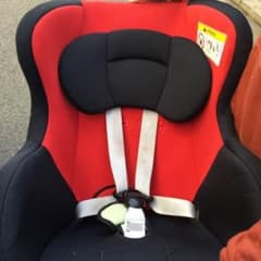 チャイルドシートのサムネイル