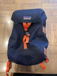 patagonia キッズボンサイバッネイビー×オレンジ　美品のサムネイル