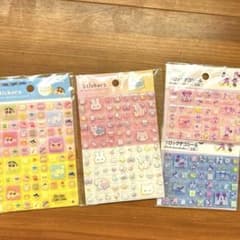 s*a様 【⭐️新品　未使用⭐️】タイルシール しんちゃん　キラキラアニマル　ミ