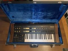 ヤマハCS-15Dシンセサイザーハードケース付　ジャンクのサムネイル